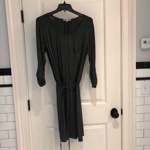 Gap long sleeve grey dress with waist cinch